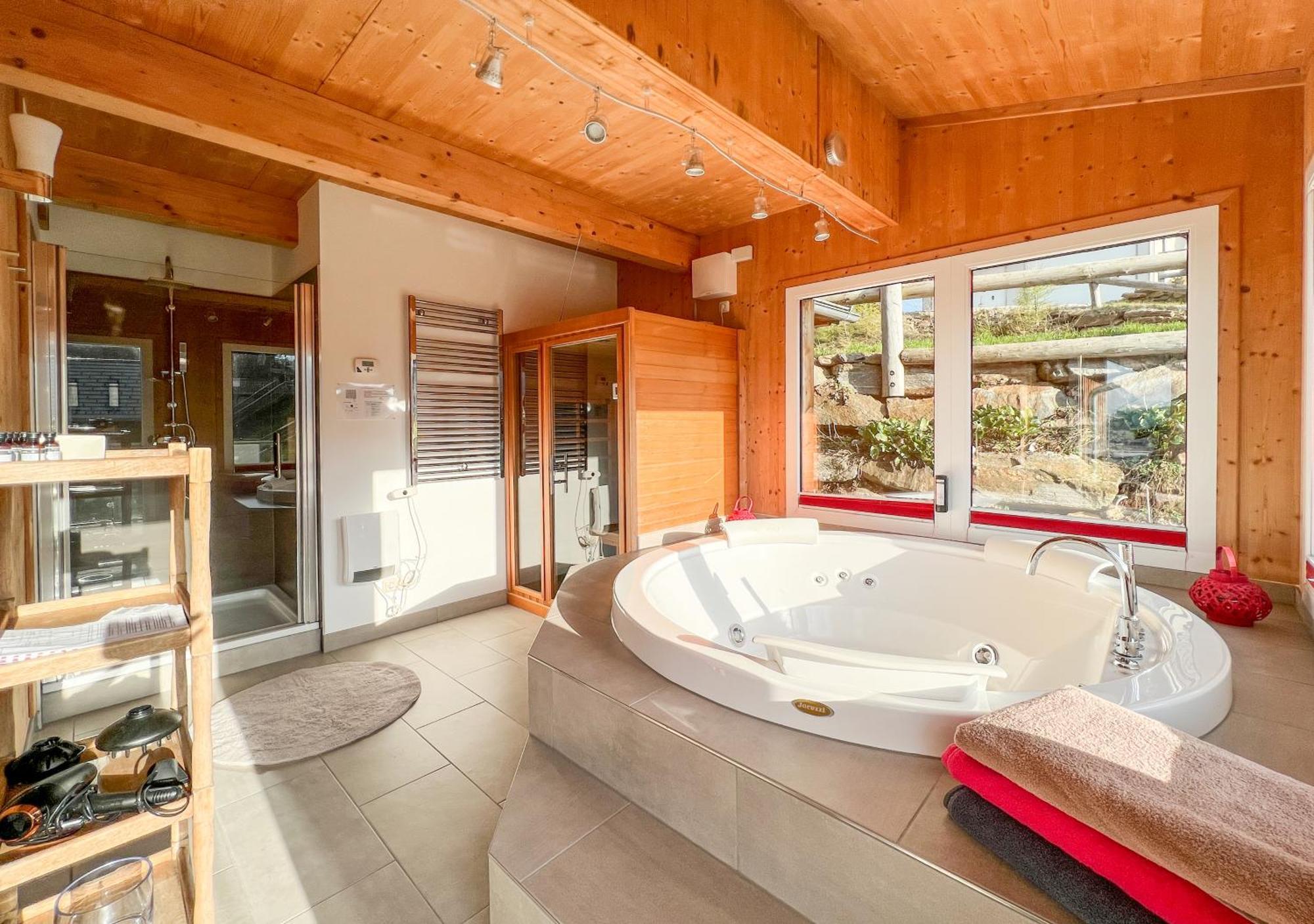 1A Chalet "Wolke" Wandern, Grillen, Wellness Im Traumhaus Wolfsberg Exterior photo